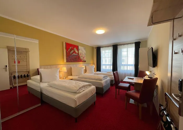 Palm Premium & Hotel