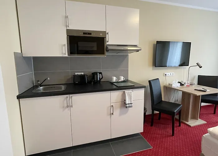 Palm Premium & Hotel