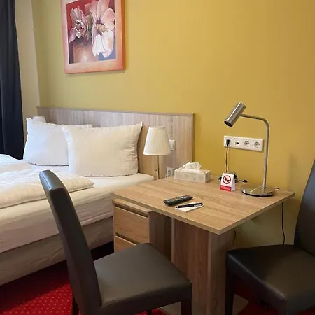 Palm Premium & Hotel