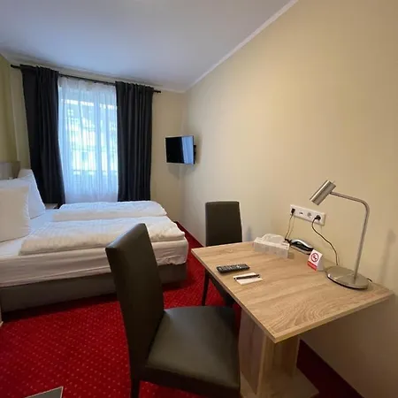 Palm Premium & Hotel