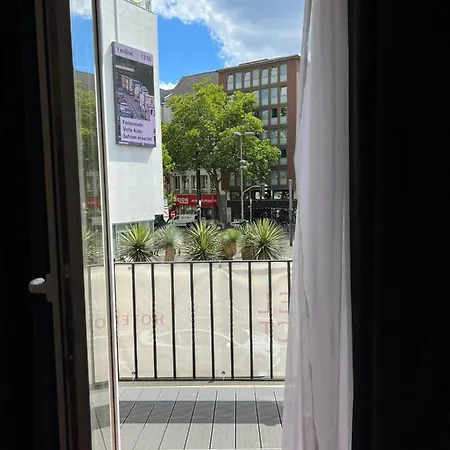 Palm Premium & Hotel Dusseldorf