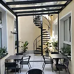 Palm Premium & Hotel