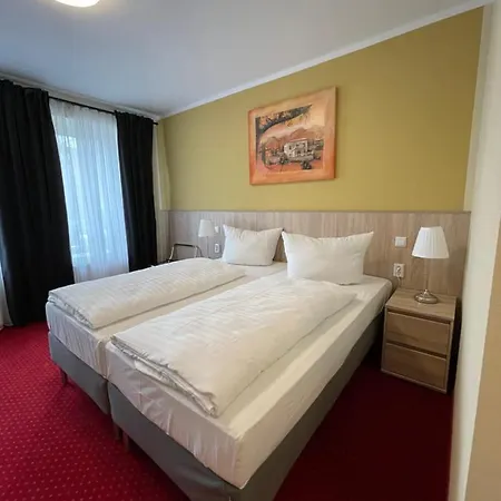 Palm Premium & Hotel