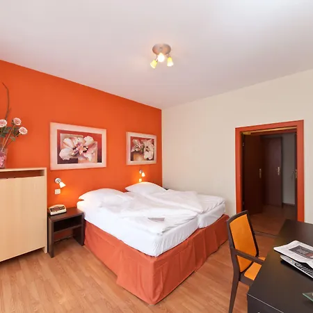 Palm Premium & 3*