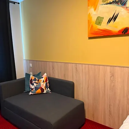 Hotel Palm Premium & 3*