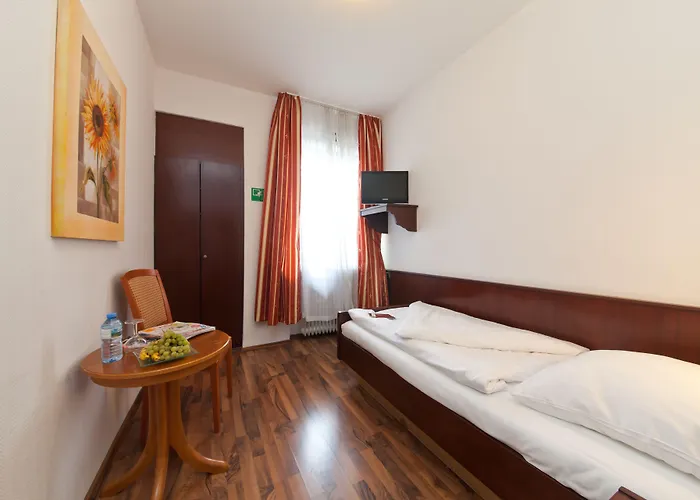 Palm Premium & 3* Дюссельдорф