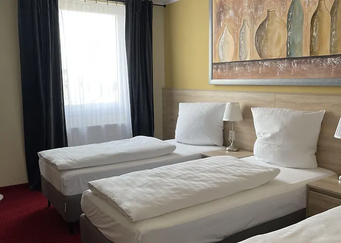 Отель Palm Premium &
