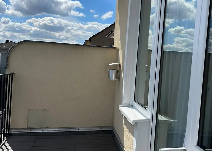 Palm Premium & Ξενοδοχείο 3*